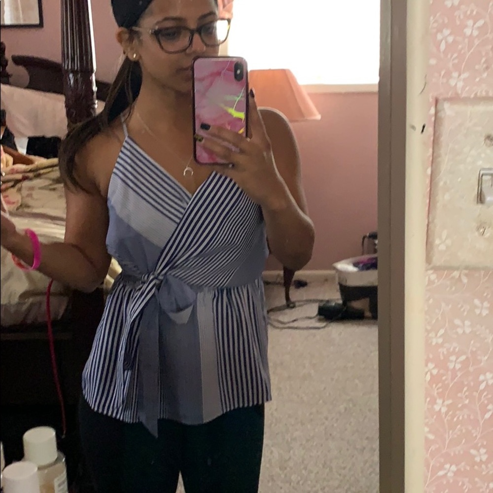 Banana republic wrap tie tank striped